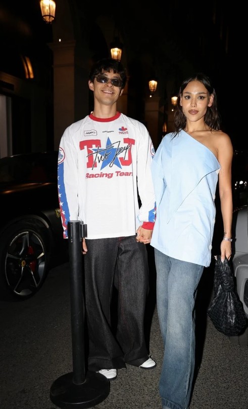 Alex Hoyer Fan Mail Address