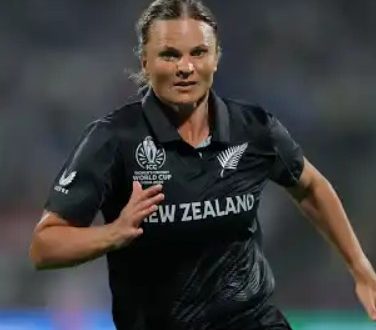 Suzie Bates Fan Mail Address